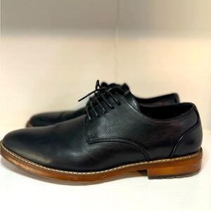Van Heusen Men’s Leather Shoes